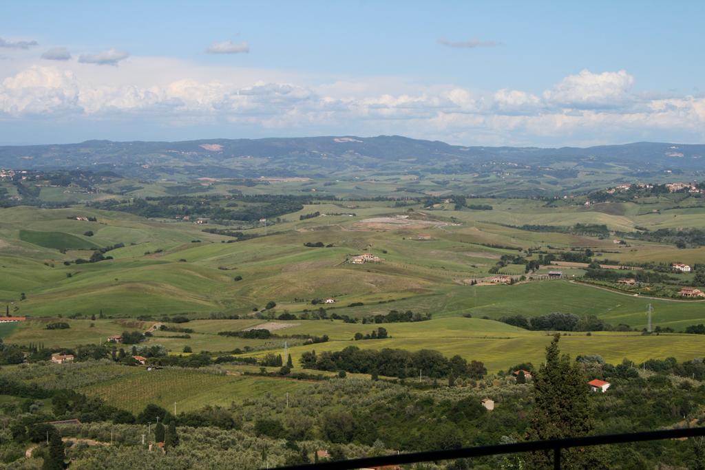 Vila La Terrazza Chianni Exteriér fotografie