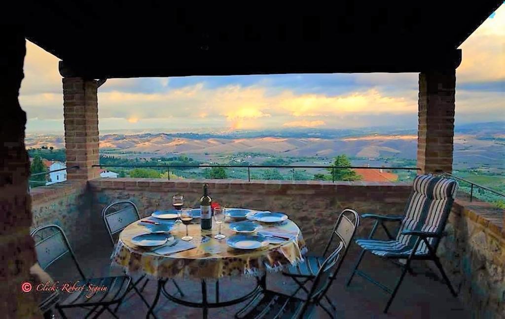 Vila La Terrazza Chianni Exteriér fotografie