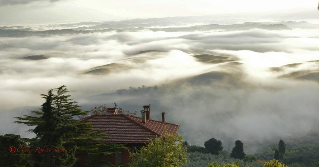 Vila La Terrazza Chianni Exteriér fotografie